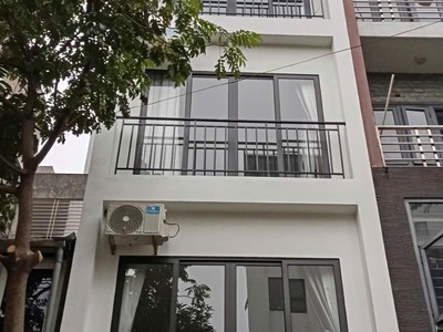 Bán nhà phố văn la, nhà hiếm đẹp, 7 tầng, 35m, 12.49 tỷ 0