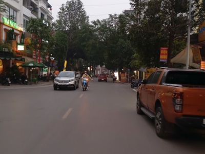 Bán nhà phố văn la, nhà hiếm đẹp, 7 tầng, 35m, 12.49 tỷ 2