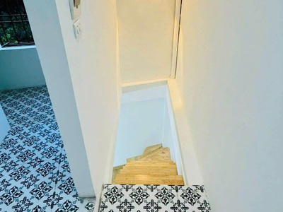 Đường hoàng mai- quận hoàng mai 3 tầng diện tích 20 mét gía 2 tỷ chắn 4