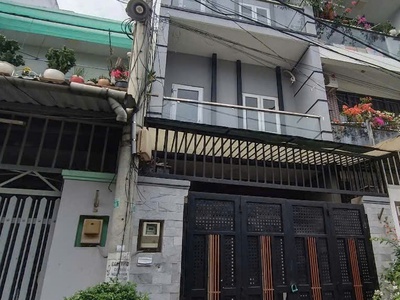 Giá tốt quá, ở ngay, hxh 5m, 4 tầng kiêng cố, dt 53m2   4 x 13   giá chỉ 4ty nhỉnh. 4