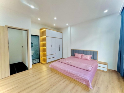 Minh Khai nhà lô góc - Ngõ thông kinh doanh -  Mặt tiền rộng - Nhà đẹp full nội thất - Giá hơn 7 tỷ 2