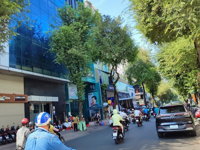 Cho thuê nhà góc 2 mặt tiền 55 Trương Định và Võ Văn Tần, Phường Võ Thị Sáu, Quận 3, TPHCM 3