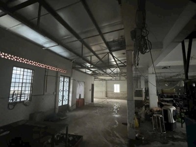 Bán nhà đường ni sư huỳnh liên gần chợ tân bình, giá rẻ, 350m2, 4 tầng 3