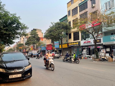 Duy Nhất, Nhà mặt phố Võ Thị Sáu, DT 150m  x 3 tầng, giá thuê 50 triệu 0