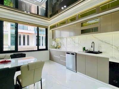  bán gấp  nhà 4 tầng luxury, gara ô tô   giá chỉ nhỉnh 9 tỷ 2