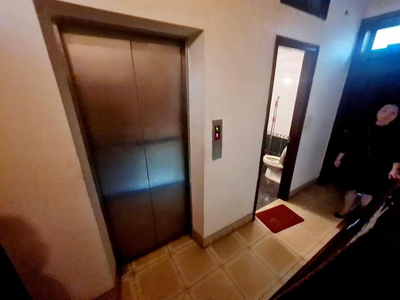 Mặt Phố Lê Ngọc Hân Hai Bà Trưng, 70m2 MT4m thang máy hiện đại 44 tỷ 2