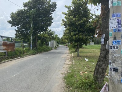 Bán nhà mặt phố xuân thới thượng 26 , 2 mat tien duong ngang 30m, hóc môn, 891m , 23.6 tỷ, sổ đỏ 4