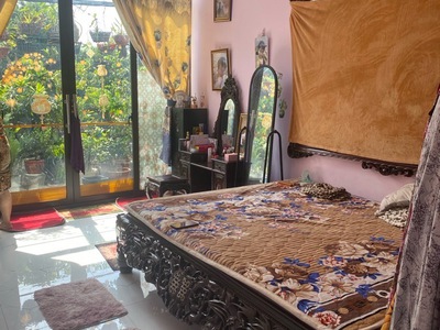 Cách ql1a 100m  ngọc hồi t.c: 3.7 t.ỷ thương lượng - nhà diện tích 50 mét - dân xây - 4 tầng 4