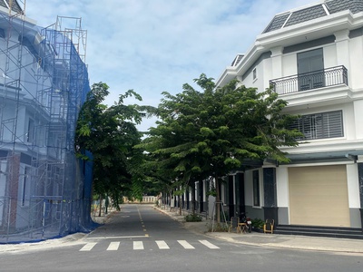 Bán nhà phố gần khu công nghiệp đông nam á   giá tốt, tiềm năng phát triển 3