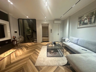 Ban nhà -vị trí đấc đạ ,nguyễn văn cừ long biên -diên tích 90m thực tế 146m x 4 tầng giá 9 tỷ tl 1