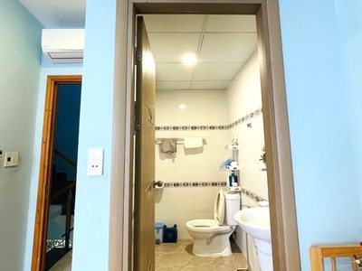 Tin được không, nhà gấp bán, p lô cao cấp, xe hơi trong nhà, ngang 5.2m2, q2, chỉ 7ty hơn. 2