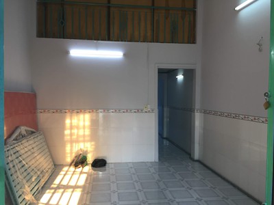 Cho thuê nhà nguyên căn 60m2, ấp 50, Hóc Môn 1