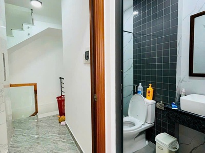 Nhà hẻm Nguyễn Lâm, p3 , Bình Thạnh dt 40m2 3 lầu 3pn 4wc giá 8,4 tỷ 2