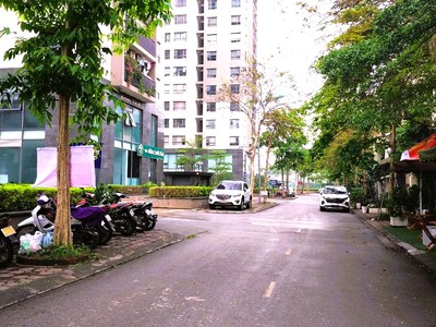 Cho thuê nhà liền kề nam từ liêm, 80m, 5t, kinh doanh, vp, ở giá 25 triệu 0