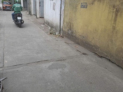 Bán nhà c4 ngõ 75 ngọc thuỵ. 32m x 5m, phân lô, vuông vắn, oto vào nhà chỉ 3 tỷ 6 có tl. lh 0