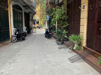 Bán nhà phố Quán Thánh - Phân lô liền kề - cách phố hơn 10m - 30m2 - Giá 14,5 tỷ 2