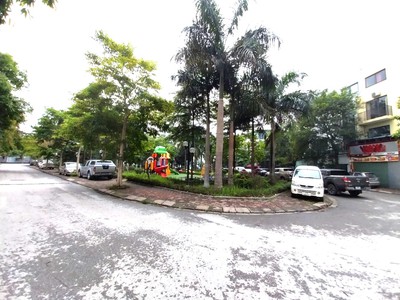 Cho thuê nhà liền kề nam từ liêm, 80m, 5t, kinh doanh, vp, ở giá 25 triệu 1