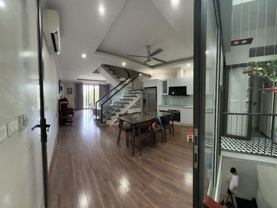 Cho thuê nhà liền kề nam từ liêm, 80m, 5t, kinh doanh, vp, ở giá 25 triệu 2