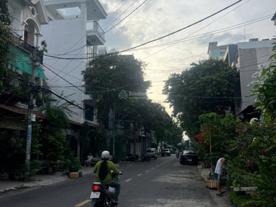 Bán cặp nhà gần mt đường bàn cờ khu họ lê, gần nguyễn sơn dt: 8m x16m tổng 131m2 giá 16 tỷ5 2