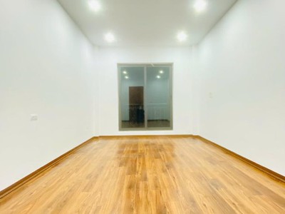 Bán nhà thanh liệt, thanh trì, thang máy, gần ô tô tránh, 44m2, 9 tỷ 4