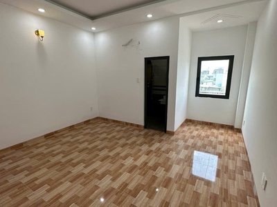 Bán nhà phố 3 tầng, 60m2, vị trí vàng kha vạn cân - thủ đức - giá chỉ 8.5 tỷ, sổ hồng riêng 3