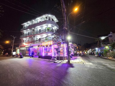 Bán nhà lô góc 2 mặt tiền kinh doanh sầm uất 4 tầng 202m2 10x20m thu nhập 70tr.th gần lã xuân oai 0