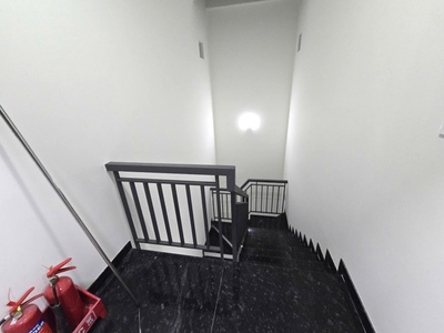 Bán nhà lô góc 2 mặt tiền kinh doanh sầm uất 4 tầng 202m2 10x20m thu nhập 70tr.th gần lã xuân oai 2