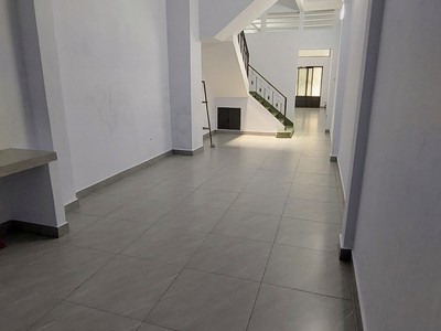 BĐS giảm sâu 2 tỷ 14,8 còn 12,8 tỷ - Cần bán gấp nhà riêng hẻm TT Quận 1, trệt, lầu, sân thượng 3