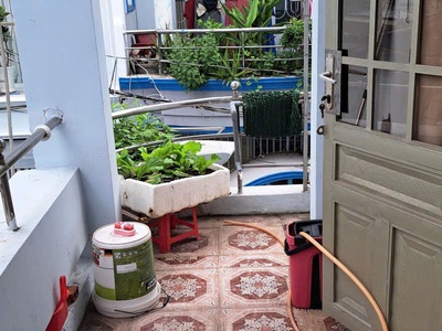 Nhà gấp bán lô góc phạm văn bạch 40mz,nhỉnh 5 tỷ phường 15 tân bình 3