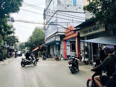 Bán nhà phú lãm - nhà đẹp ở ngay - ôtô tải đỗ cửa - ngõ thông, gần phố - có ô chờ thang máy 3