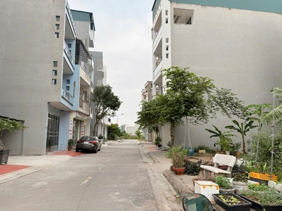 Bán lô đất giá rẻ thuộc LK53 KĐT Vạn Phúc, TP Hải Dương, 80.5m2, mt 4.54m, hướng nam, vị trí đẹp 0