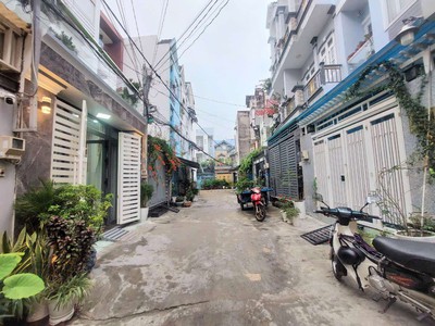 NHÀ PHỐ HIỆN ĐẠI 3 LẦU, Đường xe hơi 1806 Hùy Tấn Phát, Thị Trấn Nhà Bè 2