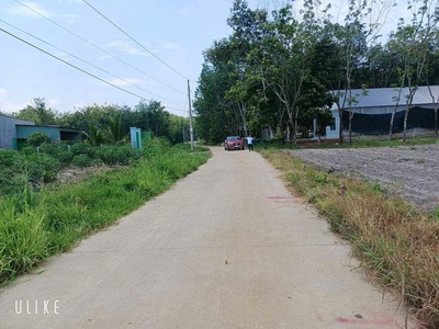 Bà chị khách kẹt vốn cần bán gấp 2 lô đẹp Minh Lập - Bình Phước. 1