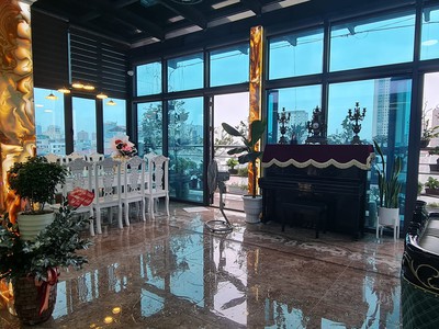 Bán gấp tòa nhà mặt phố phan văn trường, cầu giấy 100m2, mt 10m 9 tầng đẳng cấp vip 68.5tỷ 1