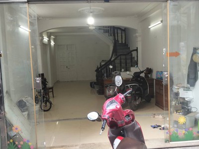 Chính chủ cho thuê mbkd tầng 1 nhà liền kề tại khu đô thị đại thanh, thanh trì 3