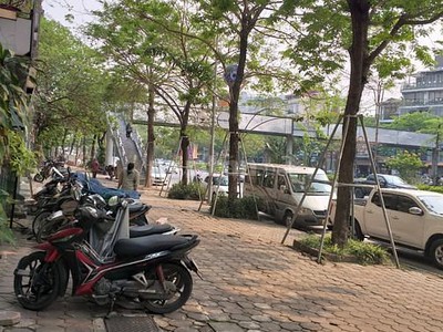 Chính chủ cho thuê cửa hàng tầng 1 mặt đường võ chí công, cầu giấy, hà nội 1