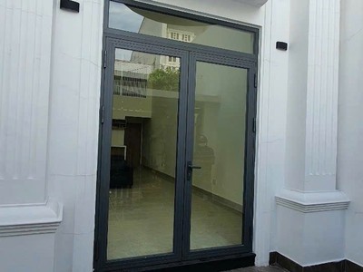 Nhà hxh phạm văn đồng, 100m2, 2 tầng, ngay trung tâm, cho thuê 10tr/tháng, thiết kế kiểu biệt thự 1