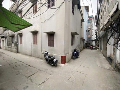 Đừng bao giờ bỏ lỡ cơ hội tốt như thế này hơn 3 tỷ sở hữu ngay nhà32m2  4 tầng  phú lãm 4