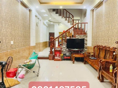Bán Nhà Đông Tác Dĩ An 1Lầu 1 Trệt Sân Oto Gần SVD Đông Hoà 2