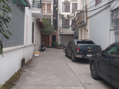 Hiếm Có, Bán Đất Đường Lâm Du, Bồ Đề, Hồng Tiến, 71m2, MT8.2m, Phân Lô, Ô Tô, 12 Tỷ hơn 2
