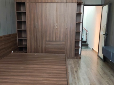 Bán nhà phố Văn Cao số chẵn , dt 56m2 giá 4.1 tỷ 2