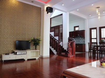 Villa biển mân thái 180m2 đât ngang 10m - cách biển chỉ 200m - giá tốt 14.5 tỷ 1