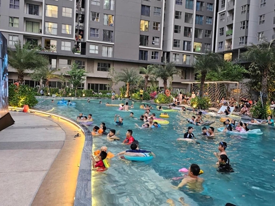 Bán căn 2pn , 2wc diện tích 69m2 căn hộ west gate 0