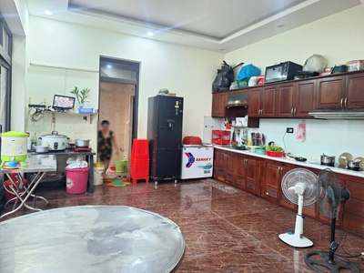 Bán nhà mặt tiền 3 tầng 138m2 6 20 chỉ 9 tỷ 99 kdc vip hồng long hiệp bình phước thủ đức 1