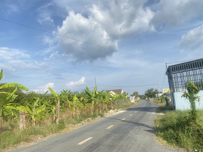 Đất chính chủ lâu đòi - mặt tiền nguyễn quang đại - đường nhựa 8m - 5 phút ra chợ đào , chợ 1