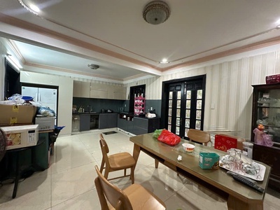 Bán gấp lô đất vip diện tích khủng 303m2 mặt đường biển nguyễn tất thành,thuận phước,hải châu,đà 1