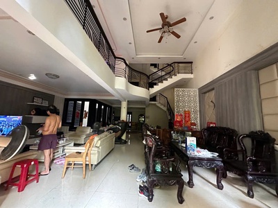 Bán gấp lô đất vip diện tích khủng 303m2 mặt đường biển nguyễn tất thành,thuận phước,hải châu,đà 0