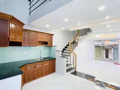 Mặt tiền hẻm 258 bông sao 4.3x15 4 tầng chỉ 9 tỷ 15 3