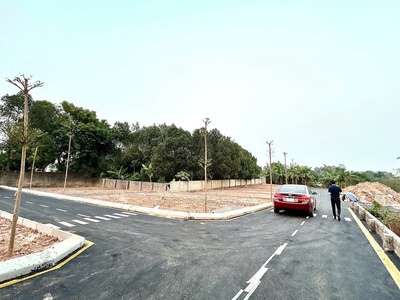 Bán lô đất đẹp gần khu cnc hoà lạc ôtô tận cửa thông bốn phía 60m nhỉnh 1tỷ 2