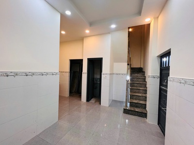Hiếm có  chính chủ cần bán nhà lô góc, dòng tiền 50tr 6pn, 34m2 chỉ với giá cực chất 8,2 tỷ 3